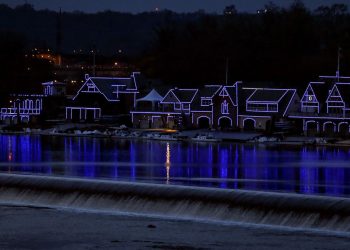 Modrá farba ako úcta zdravotníkom