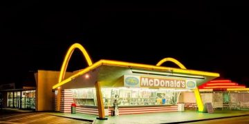 Z histórie známeho fastfoodu McDonald’s