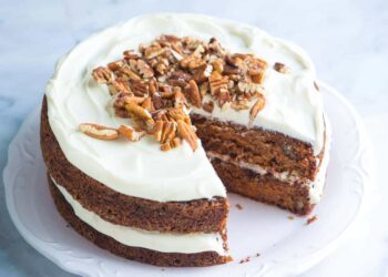 Jednoduchý recept na lahodnú mrkvovú tortu