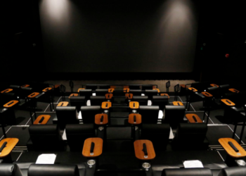 Koľko stojí návšteva kina v USA?